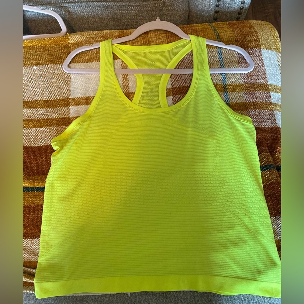 Lululemon tank top